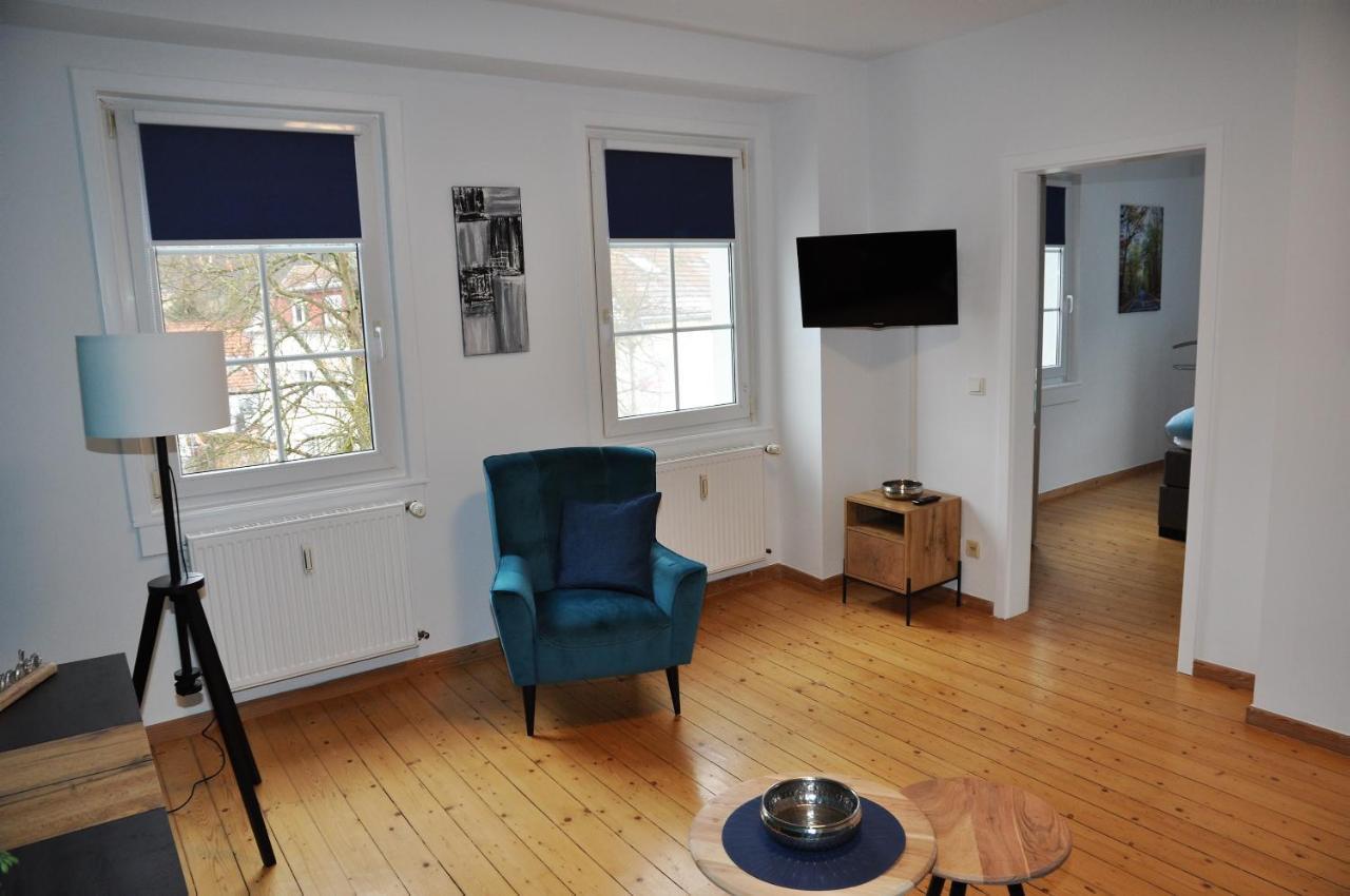 Apartmenthaus Am Zimmerplatz ホーフハイム・アム・タウヌス エクステリア 写真