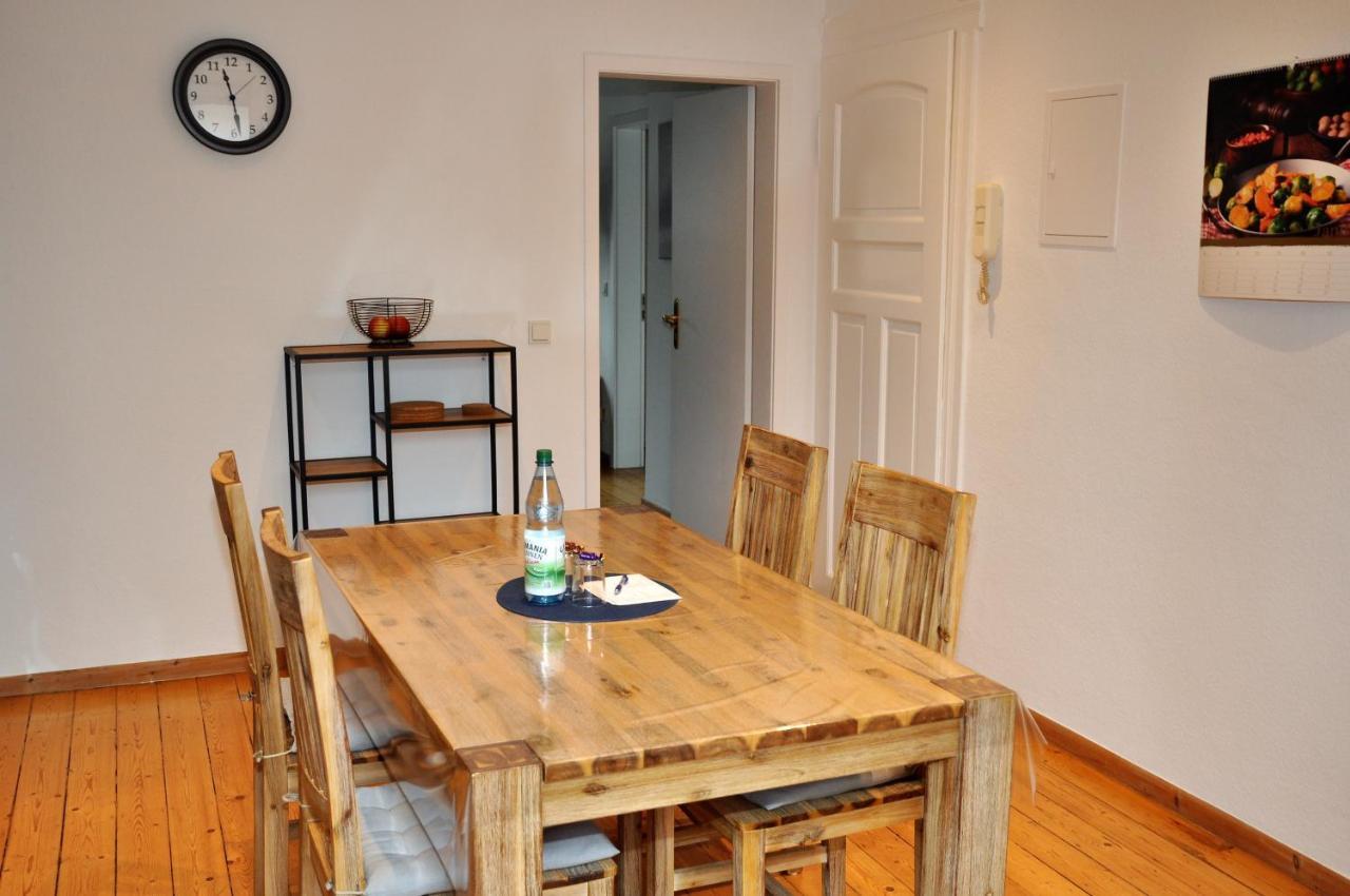 Apartmenthaus Am Zimmerplatz ホーフハイム・アム・タウヌス エクステリア 写真