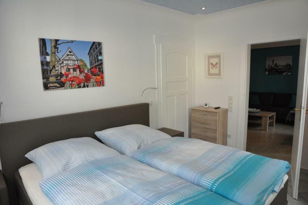 Apartmenthaus Am Zimmerplatz ホーフハイム・アム・タウヌス エクステリア 写真