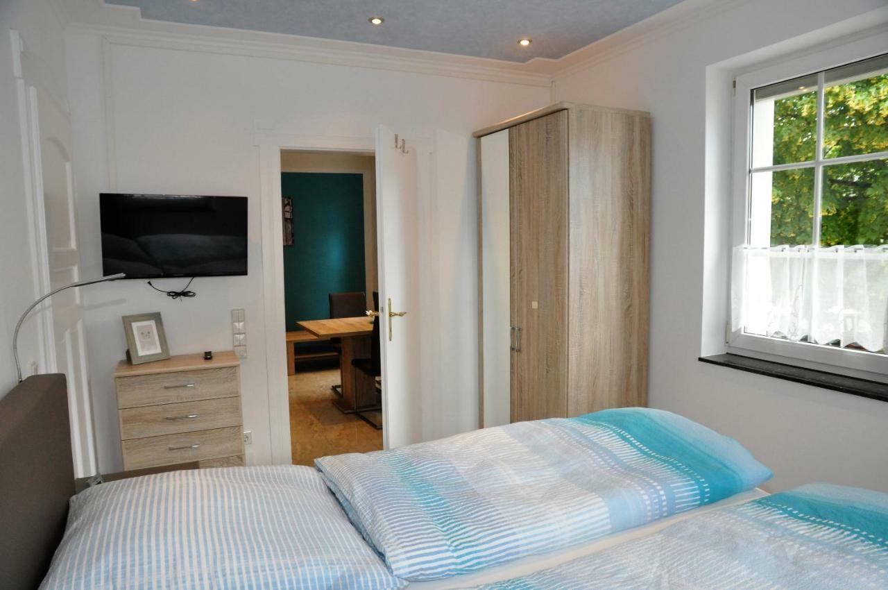 Apartmenthaus Am Zimmerplatz ホーフハイム・アム・タウヌス エクステリア 写真